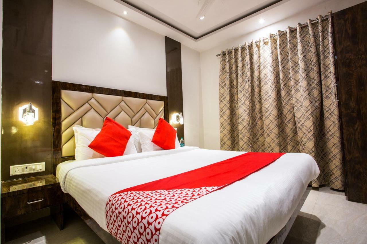 Oyo 37559 Hotel Al Haram Bombaim Exterior foto