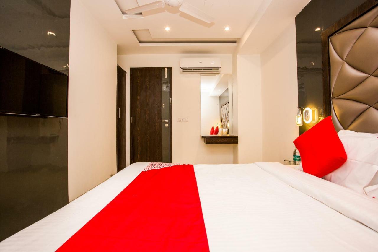Oyo 37559 Hotel Al Haram Bombaim Exterior foto